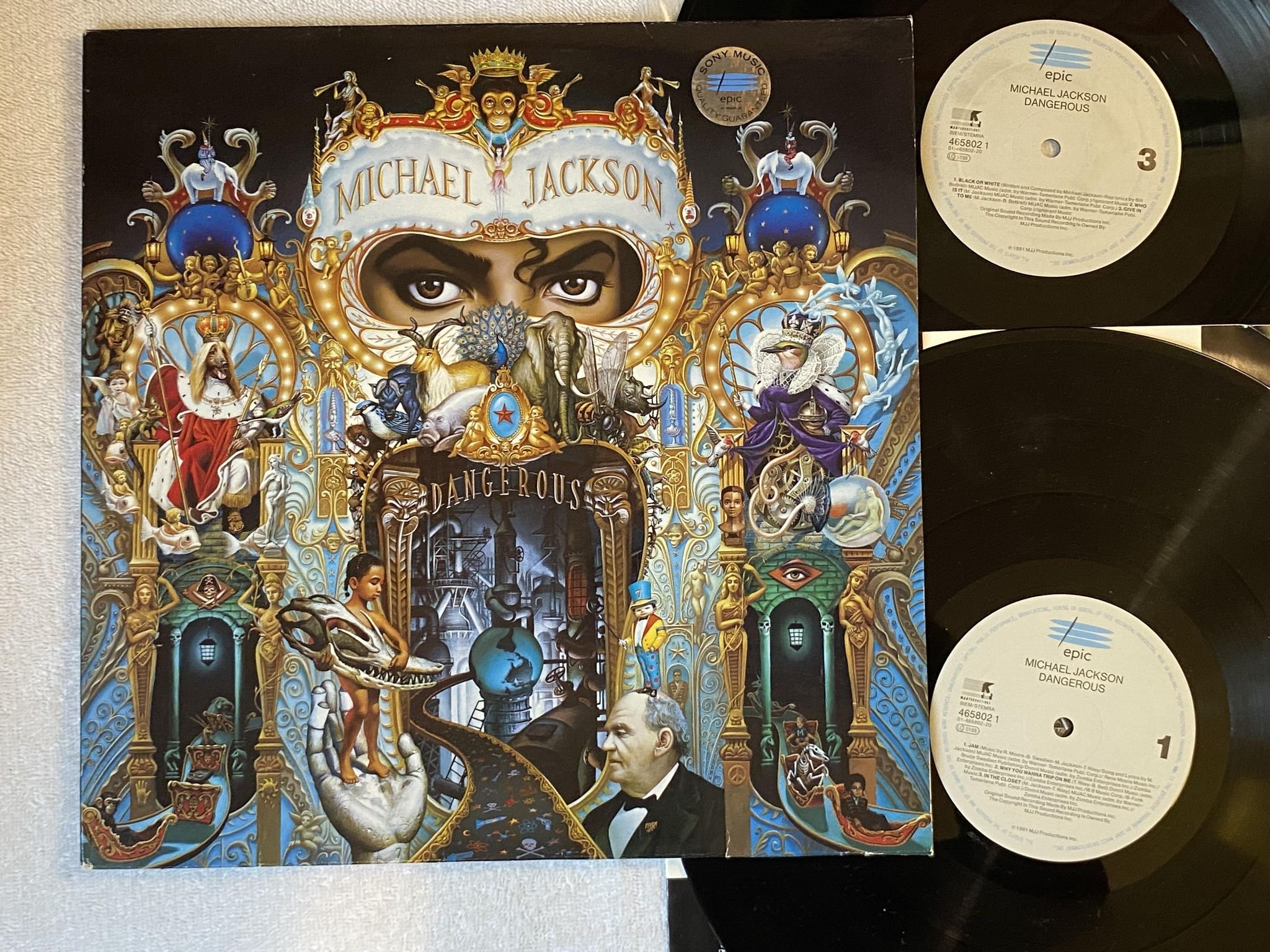 Omslagsbild för skivan MICHAEL JACKSON dangerous 2xLP -91 EPIC 4658021