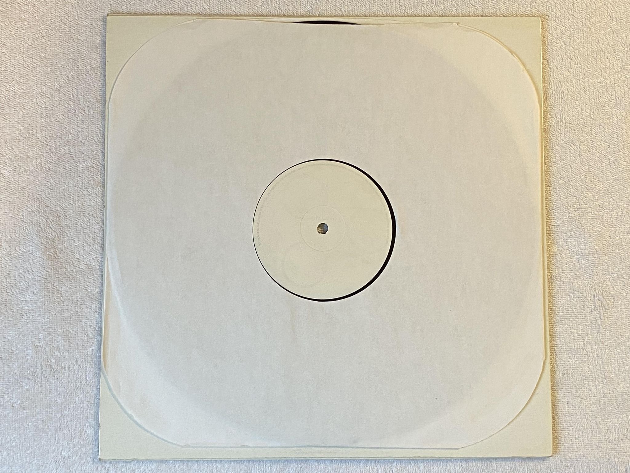 Omslagsbild för skivan SHERLOCK Bleeding Facts 12" -97 Swe ROOFTOP RTP 52310 *** white label ***