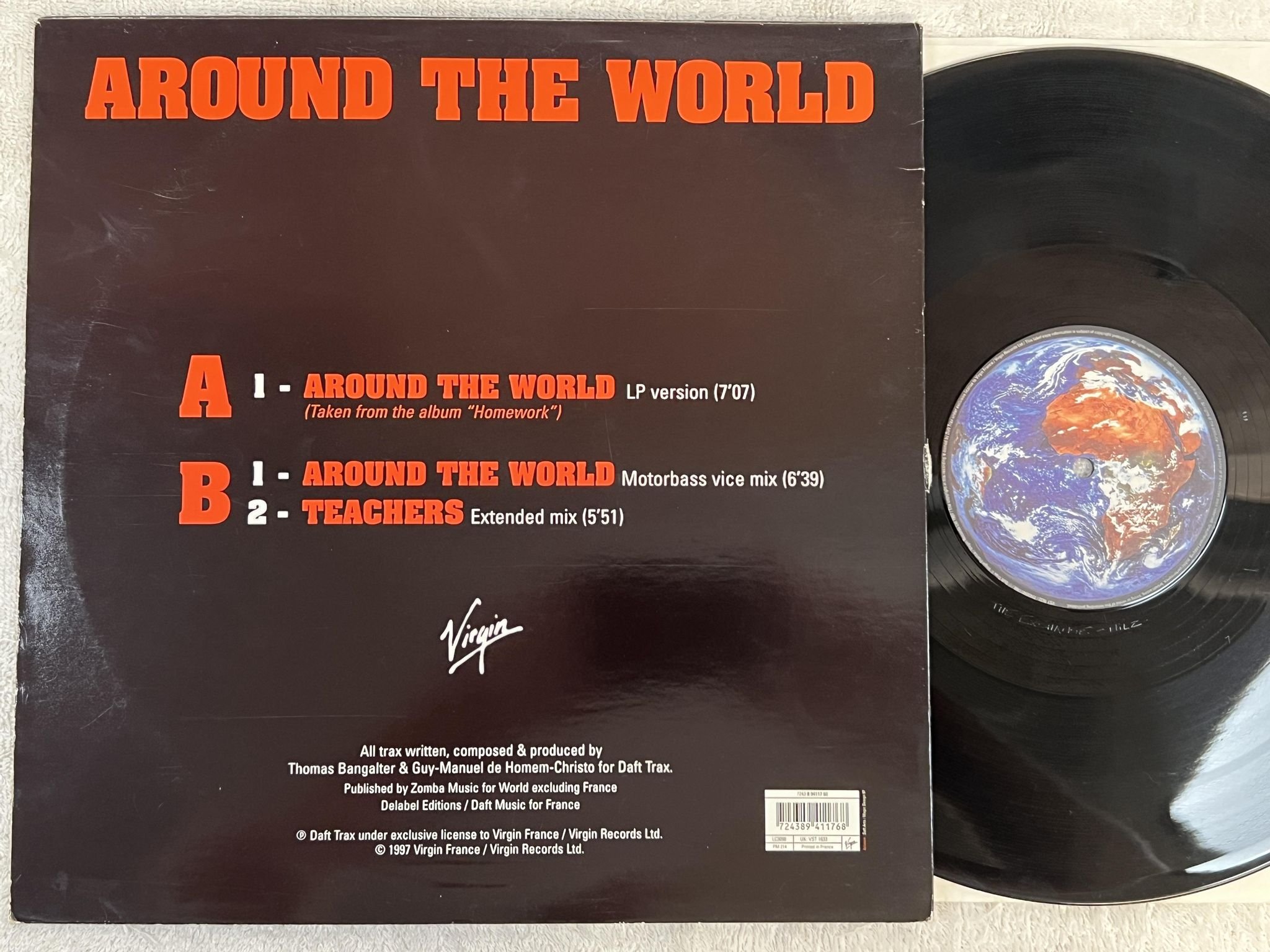 Omslagsbild för skivan DAFT PUNK Around The World 12" -97 VIRGIN 7243 8 94117 6 8 *** CLASSIC ***