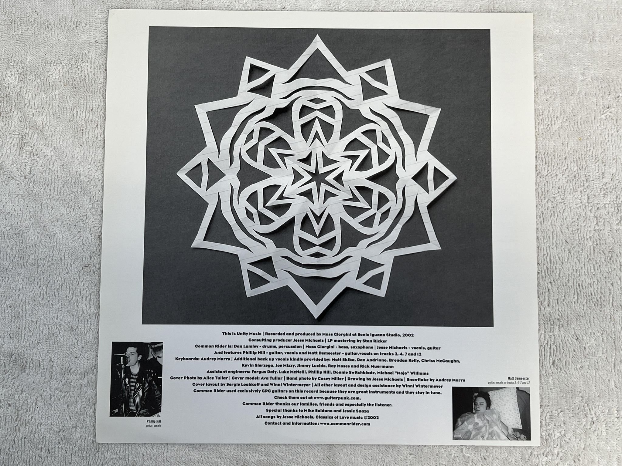 Omslagsbild för skivan COMMON RIDER This Is Unity Music LP 2002 US HOPELESS HR663-1