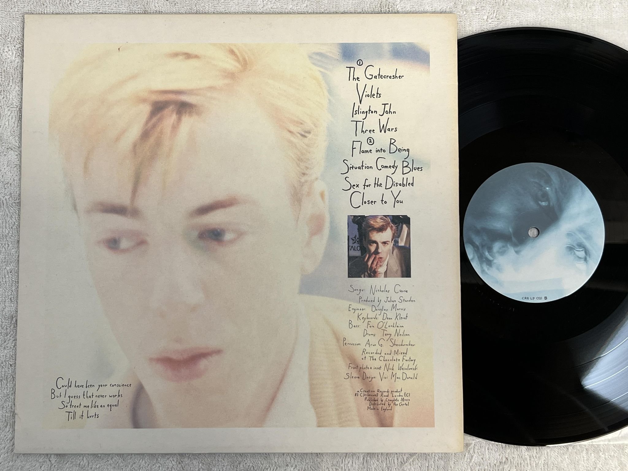 Omslagsbild för skivan MOMUS The Poison Boyfriend LP -87 UK CREATION CRELP 021