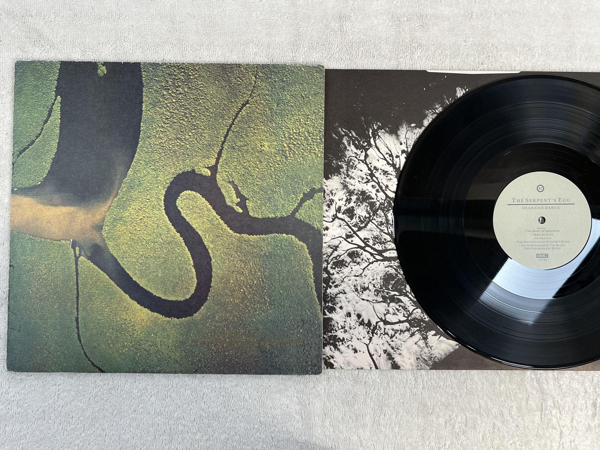Omslagsbild för skivan DEAD CAN DANCE The Serpent's Egg LP -88 UK 4AD CAD 808