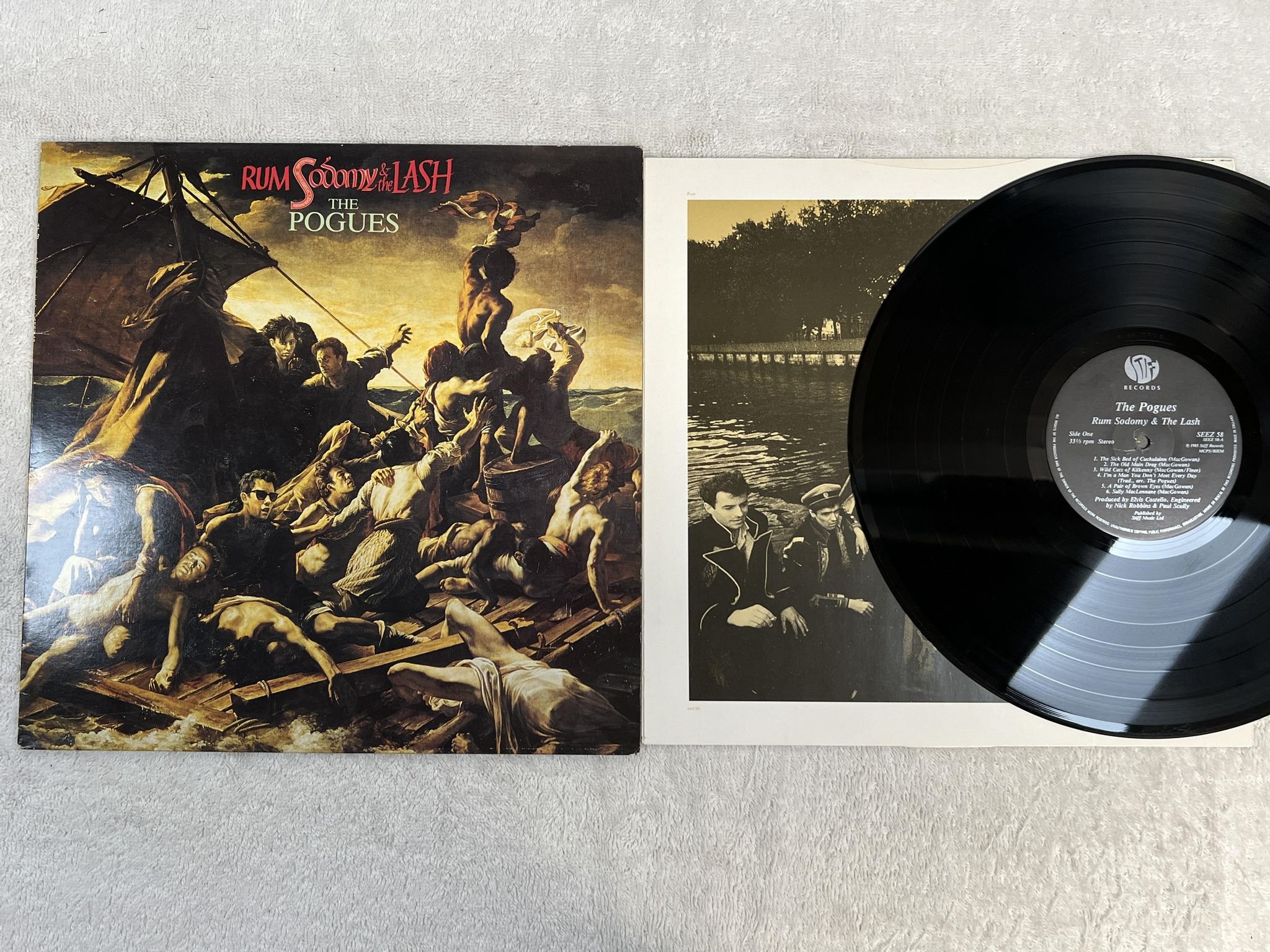 Omslagsbild för skivan THE POGUES rum sodomy & the lash LP -85 UK STIFF SEEZ 58