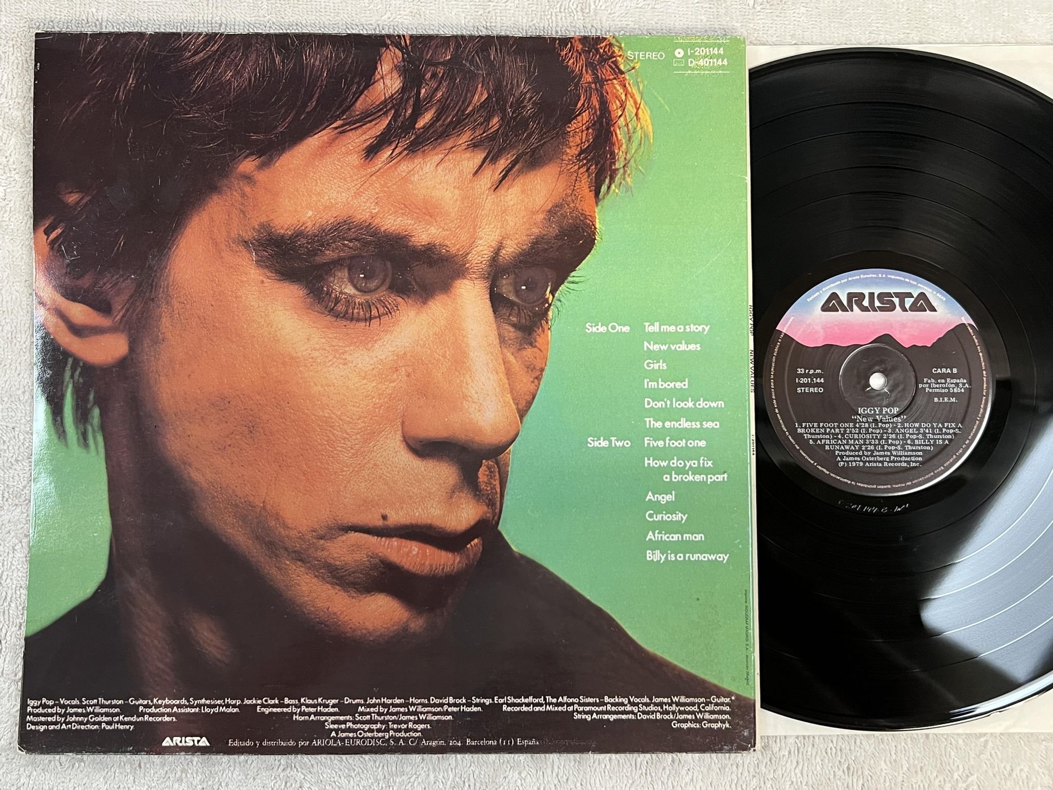 Omslagsbild för skivan IGGY POP new values LP Spain ARISTA I-201144