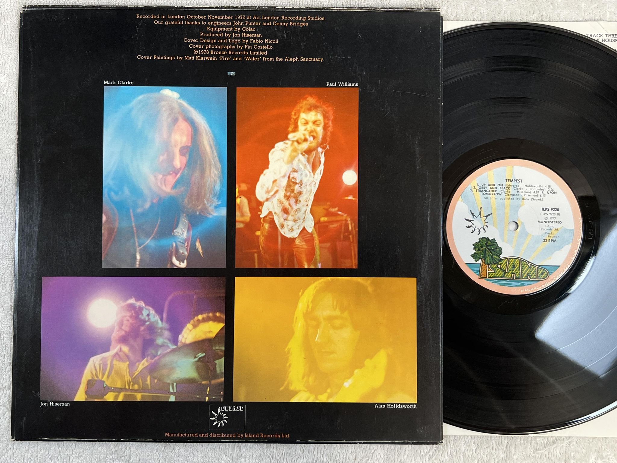 Omslagsbild för skivan TEMPEST s/t LP -73 ncb ISLAND ILPS 9220