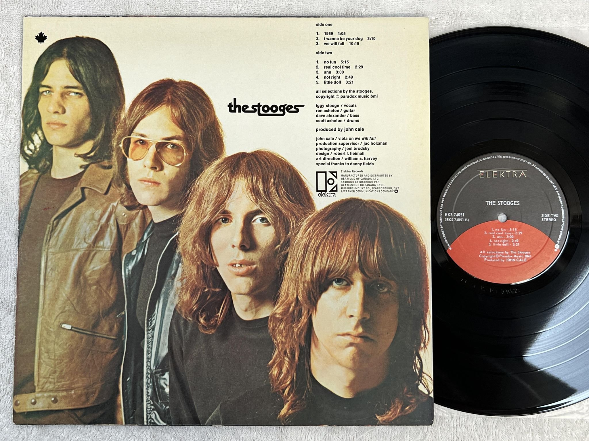 Omslagsbild för skivan THE STOOGES s/t LP re Can ELEKTRA EKS 74051