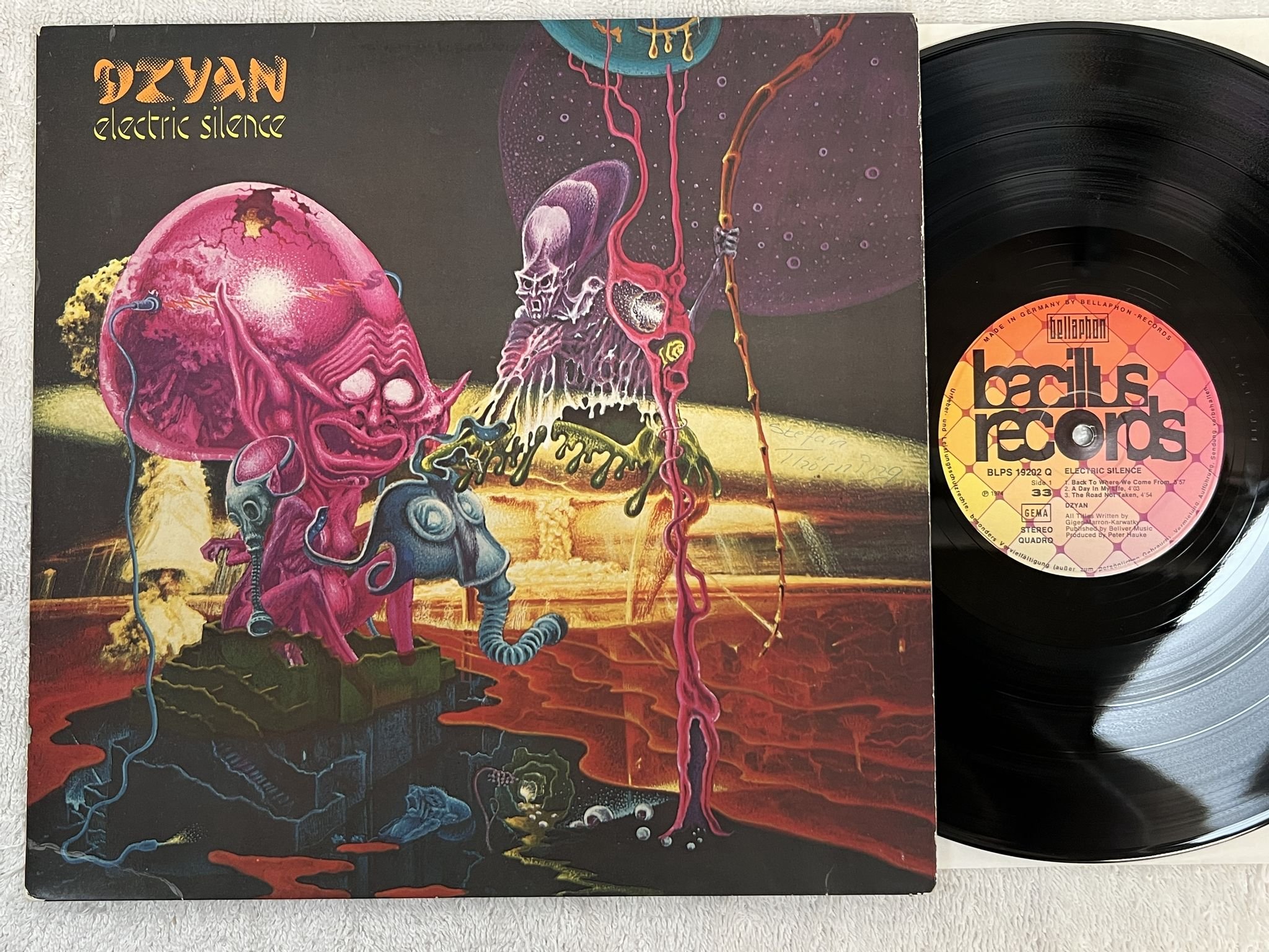 Omslagsbild för skivan DZYAN Electric Silence LP -74 Ger BACILLUS BLPS 19202 Q *** jazz-rock ***