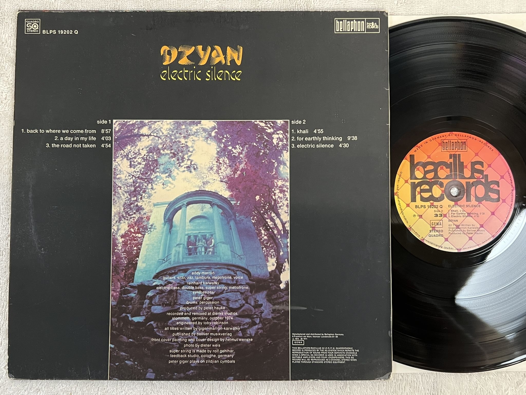Omslagsbild för skivan DZYAN Electric Silence LP -74 Ger BACILLUS BLPS 19202 Q *** jazz-rock ***