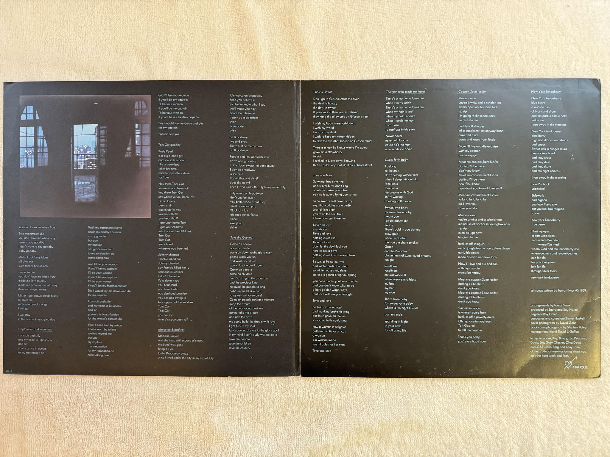 Omslagsbild för skivan LAURA NYRO New York Tendaberry LP -69 UK CBS S 63510