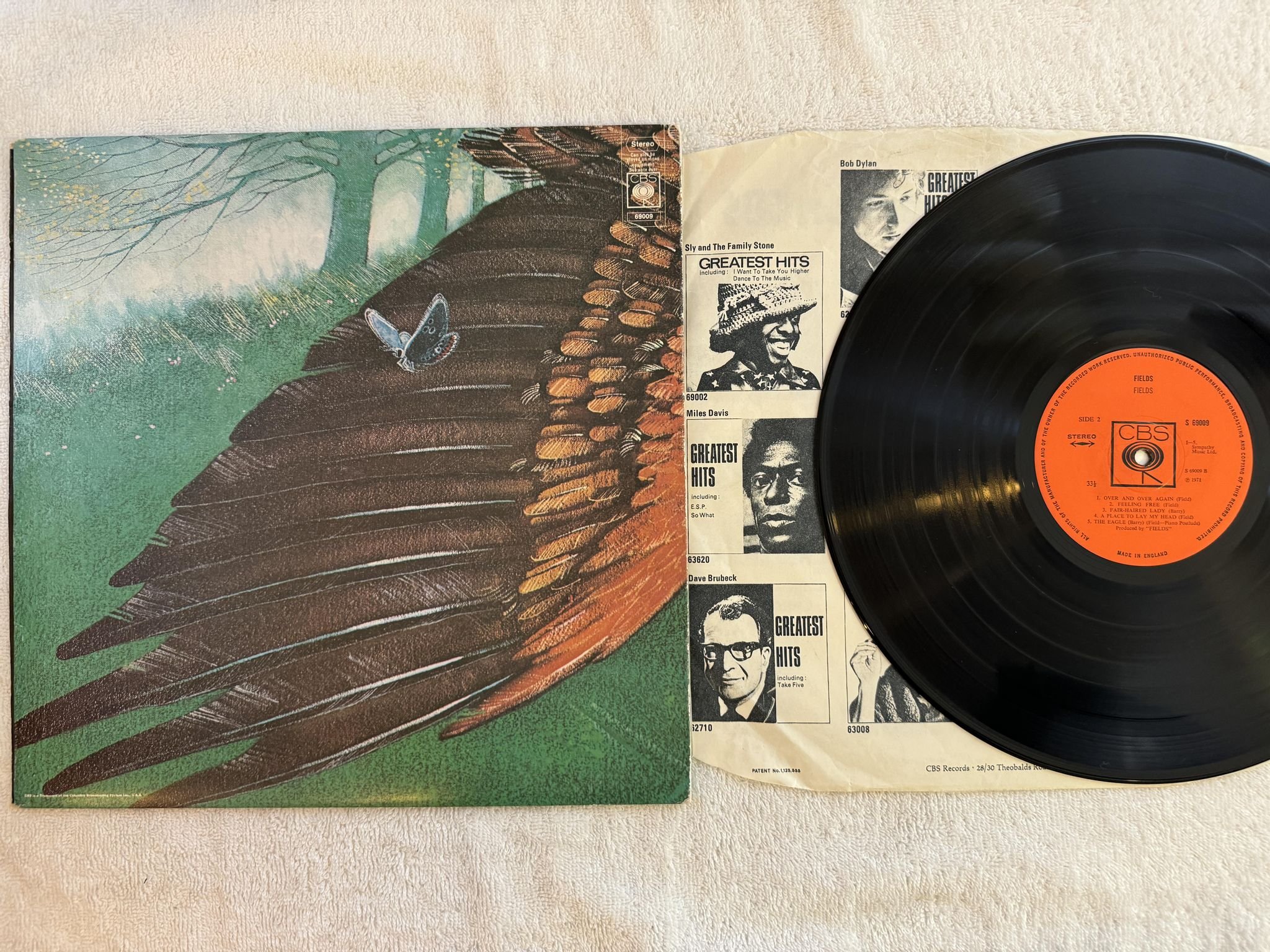 Omslagsbild för skivan FIELDS s/t LP -71 UK CBS S 69009 **** PROG ROCK ****