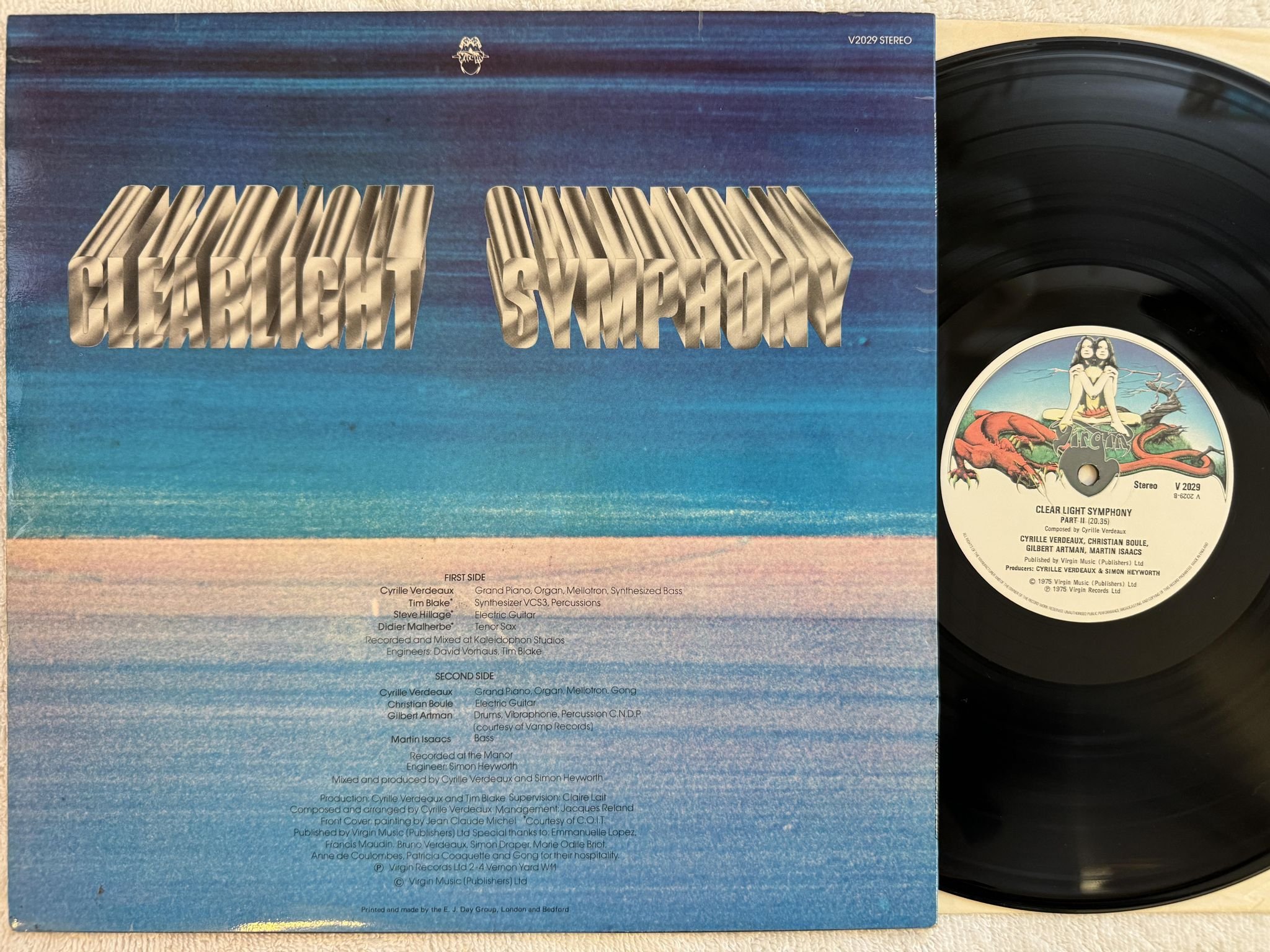 Omslagsbild för skivan CLEAR LIGHT SYMPHONY s/t LP -75 UK VIRGIN V 2029