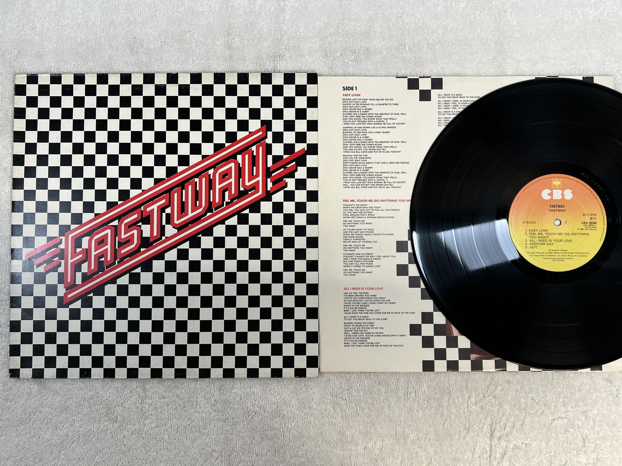 Omslagsbild för skivan FASTWAY s7t LP -83 UK CBS 25359