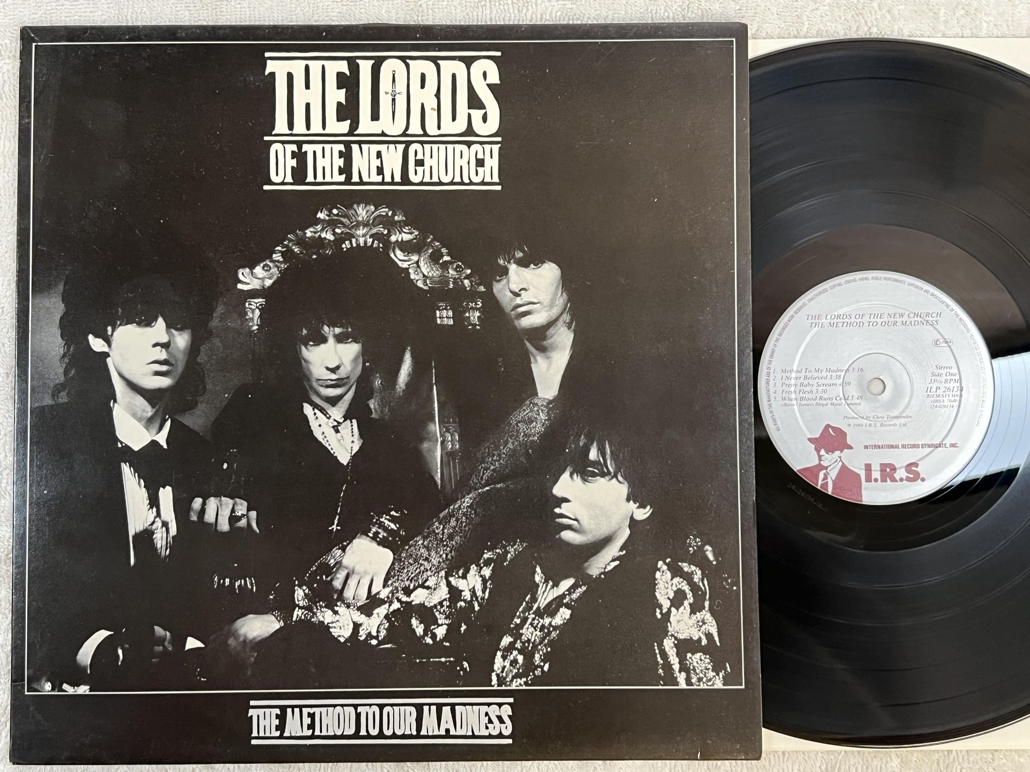 Omslagsbild för skivan LORDS OF THE NEW CHURCH The Method To Our Madness LP -84 Hol ILLEGAL ILP 26134