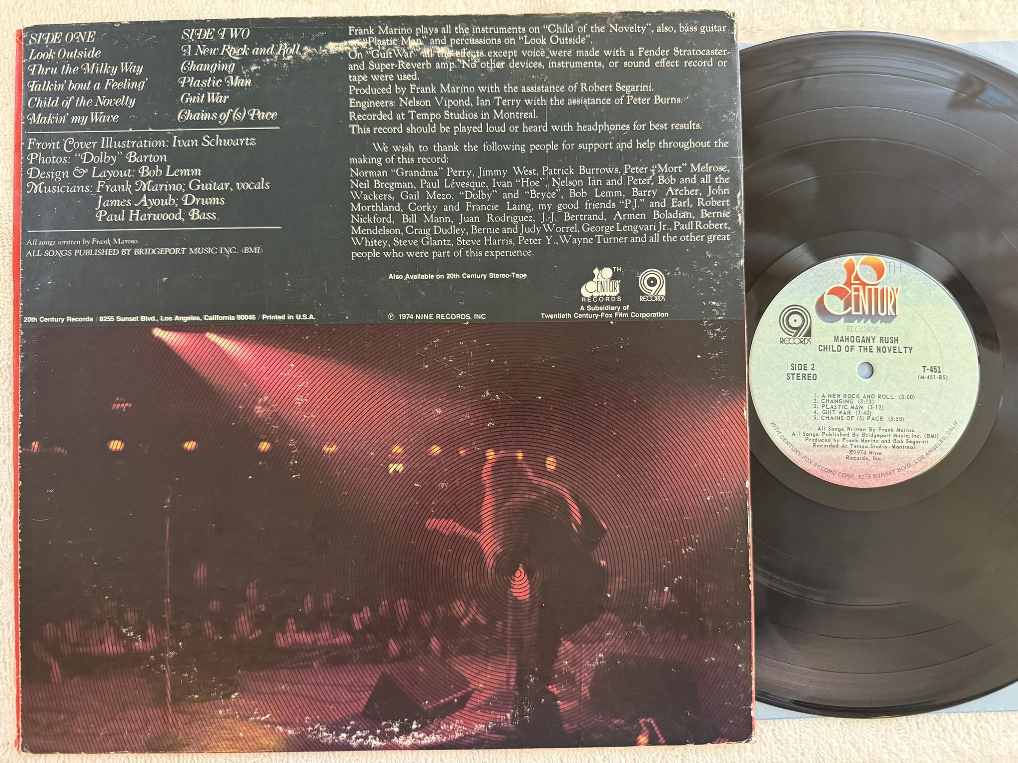 Omslagsbild för skivan MAHOGANY RUSH child of the novelty LP -74 US 20TH CENTURY T-451