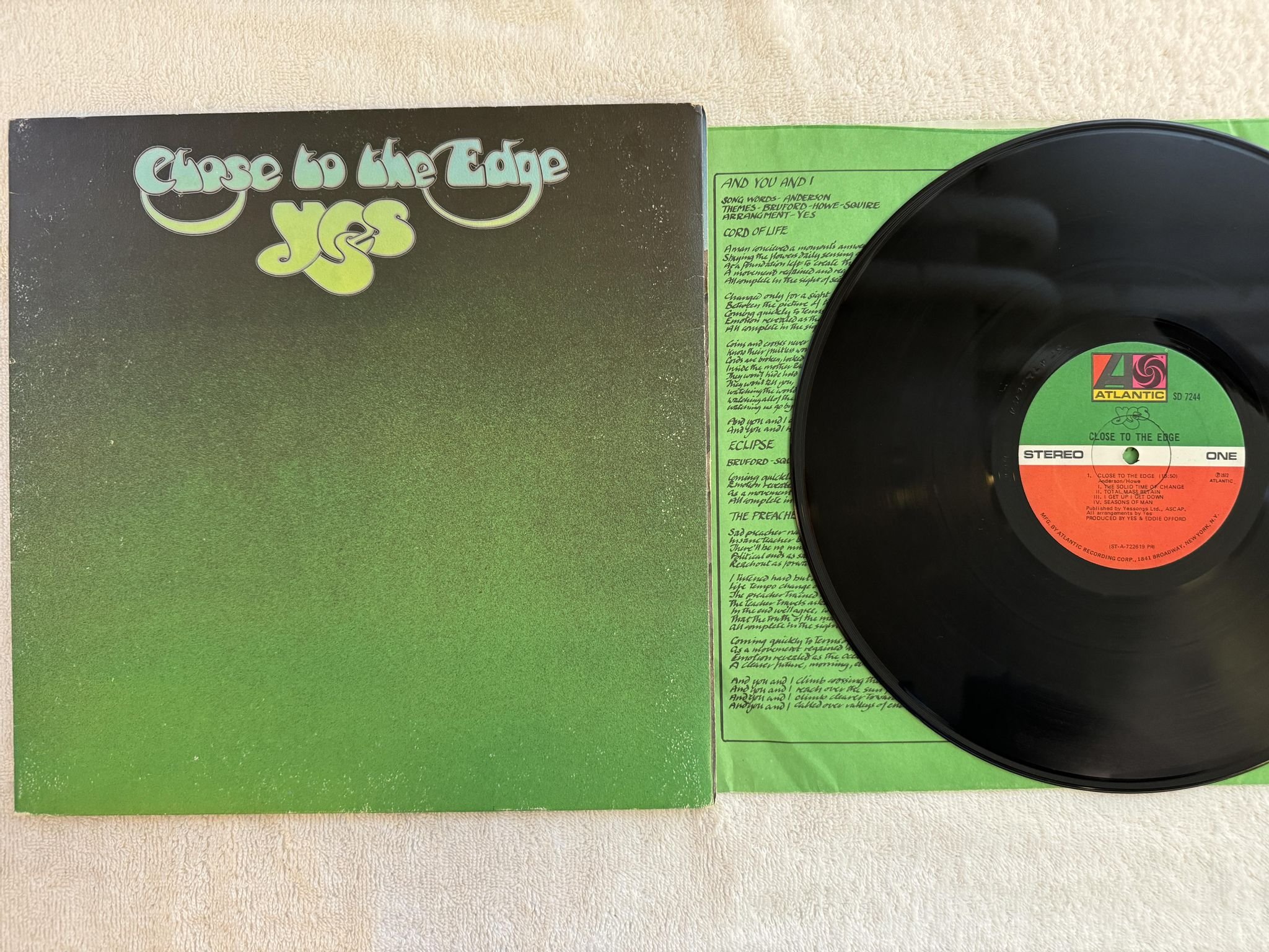 Omslagsbild för skivan YES close to the edge LP -72 US ATLANTIC SD 7244