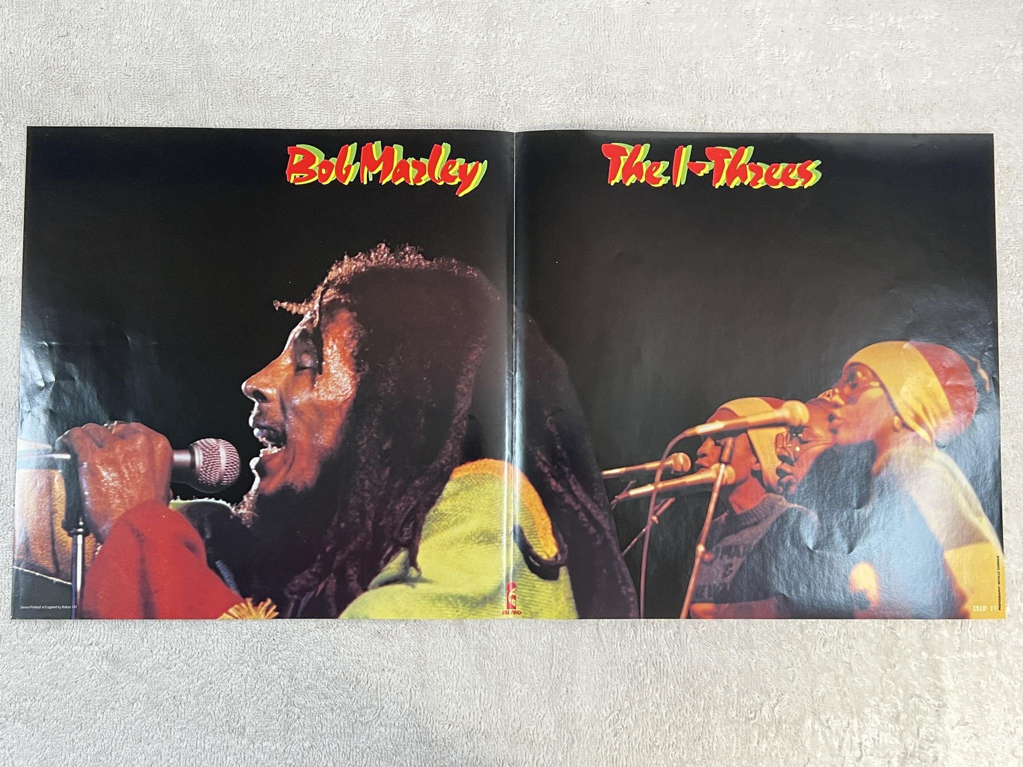 Omslagsbild för skivan BOB MARLEY babylon by bus 2xLP -78 ncb ISLAND ISLD 11 *** closed windows ***