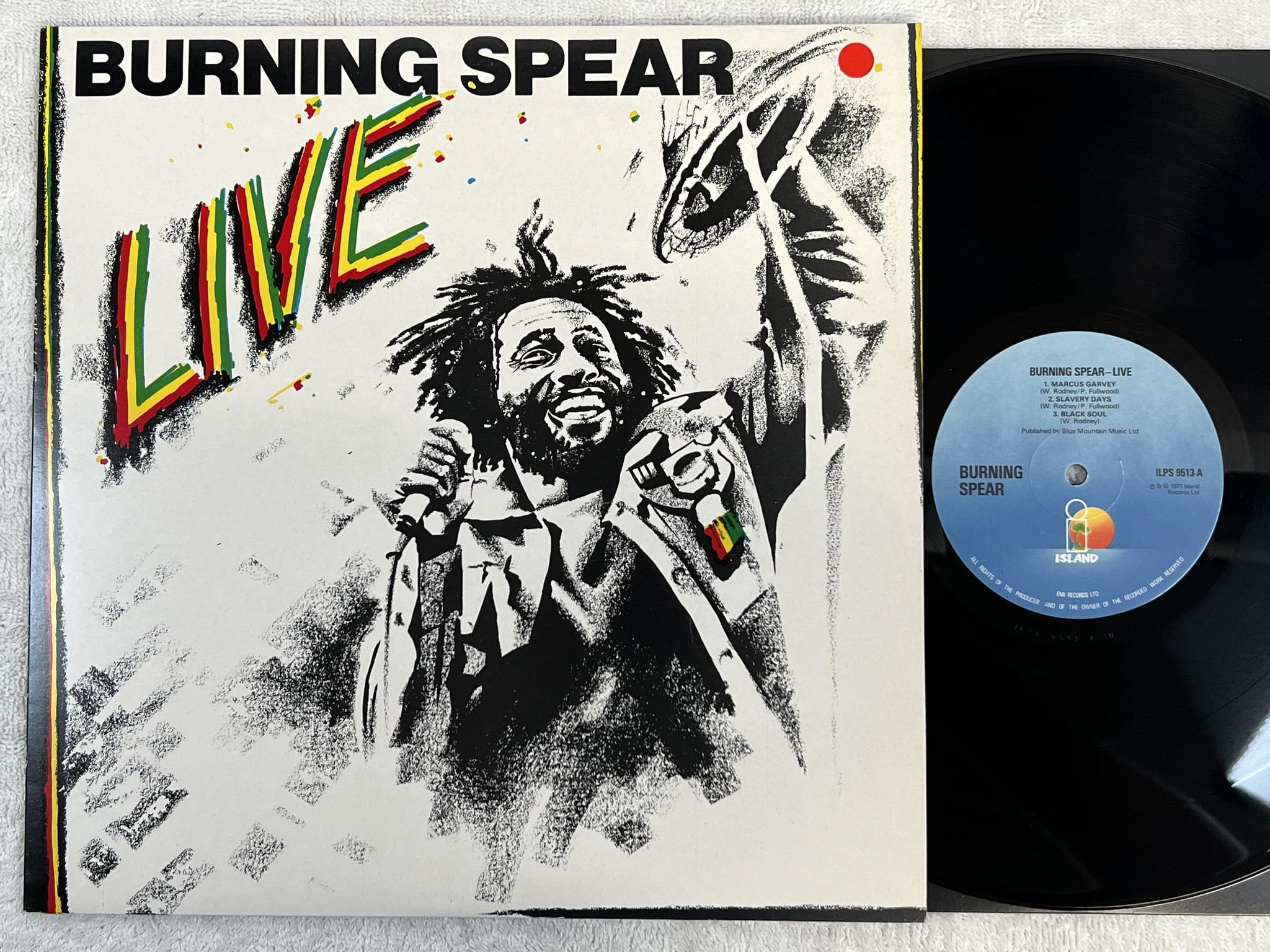 Omslagsbild för skivan BURNING SPEAR live LP -77 UK ISLAND ILPS 9513