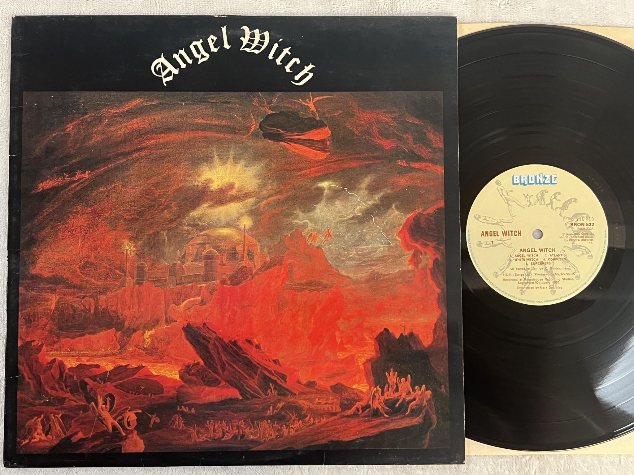 Omslagsbild för skivan ANGEL WITCH s/t LP -80 UK BRONZE BRON 532