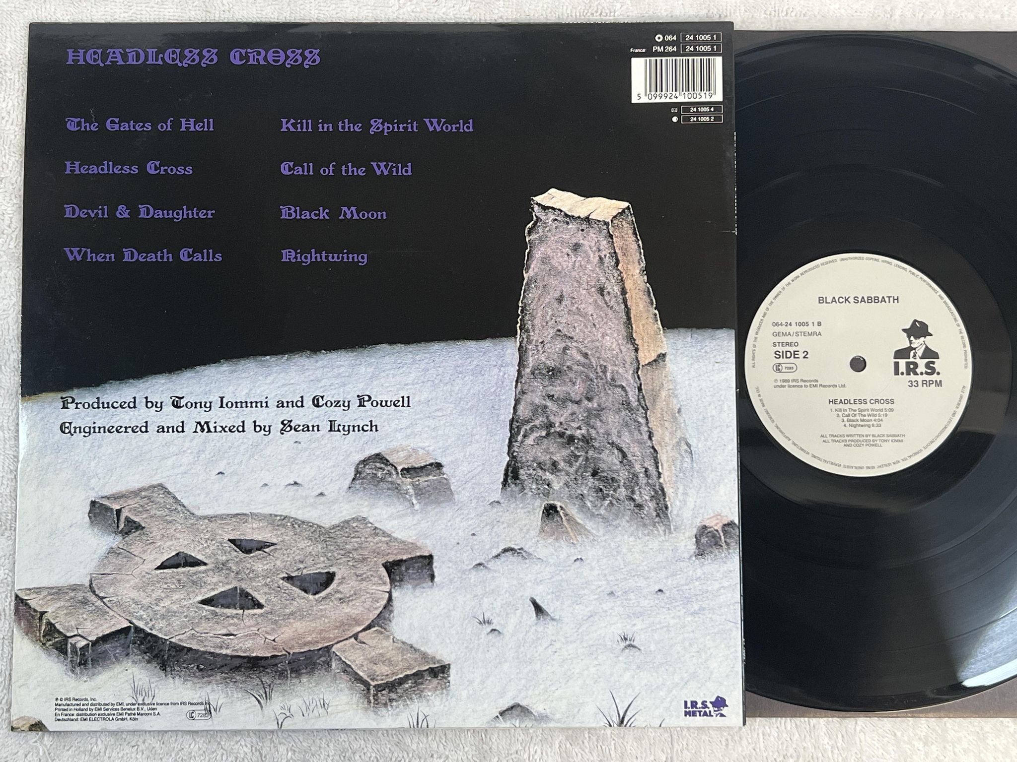 Omslagsbild för skivan BLACK SABBATH headless heroes LP -89 Hol I.R.S. 064-24 1005 1