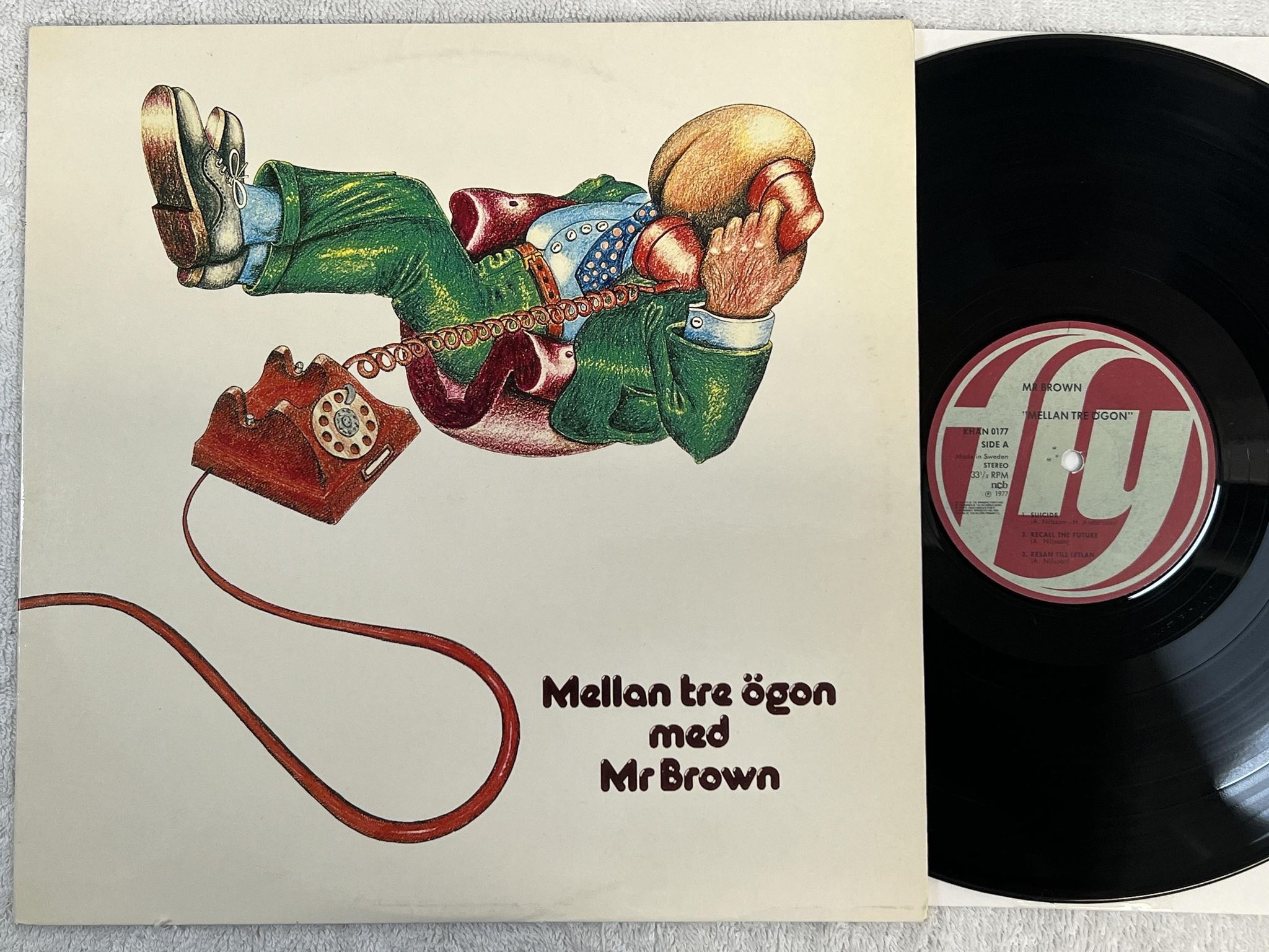 Omslagsbild för skivan MR BROWN mellan tre ögon LP -77 Swe FLY KHAN private press ** Rare Prog **