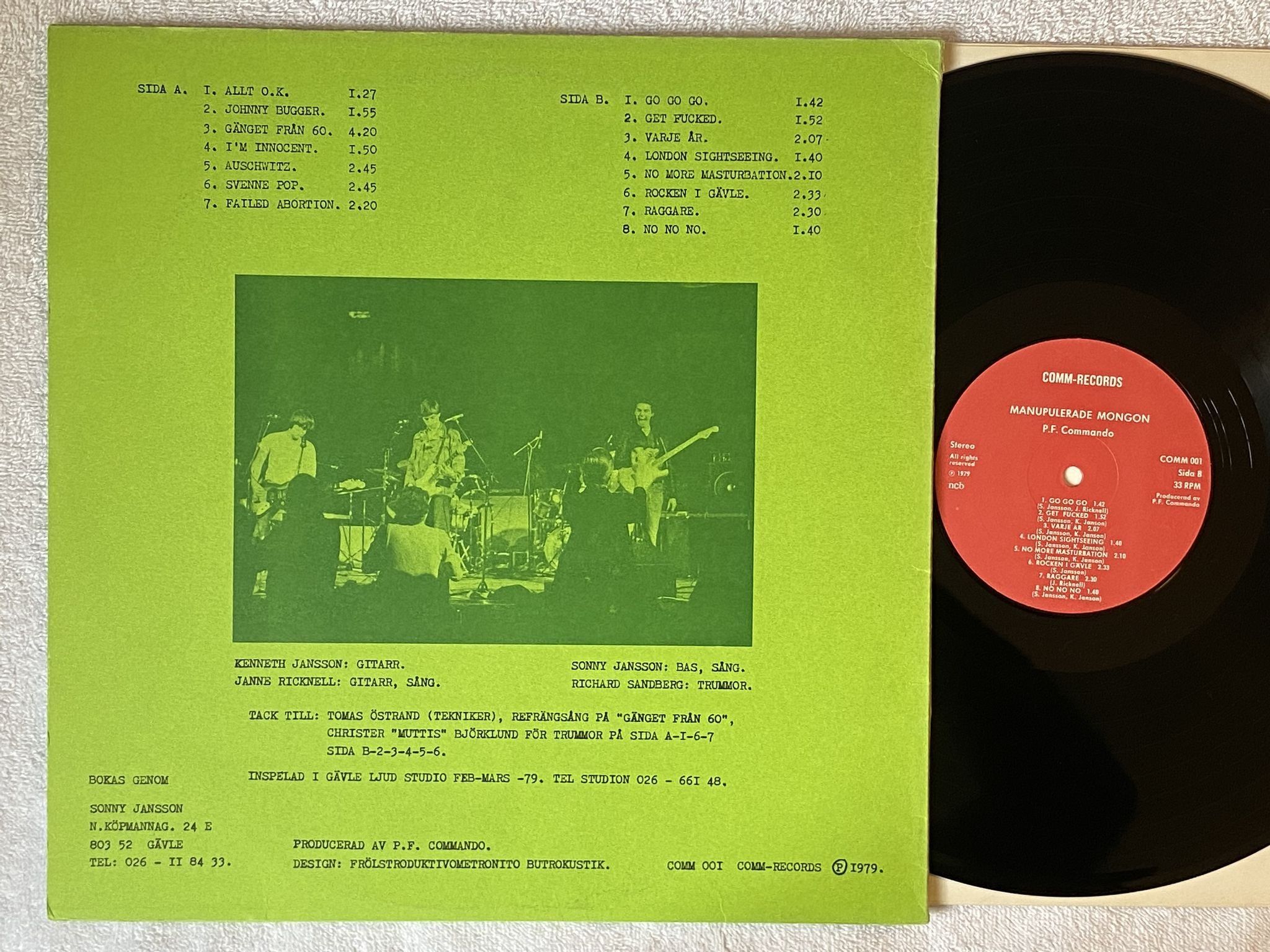 Omslagsbild för skivan P.F. COMMANDO Manipulerade Mongon LP -79 Swe COMM 001 *** RARE PUNK ***