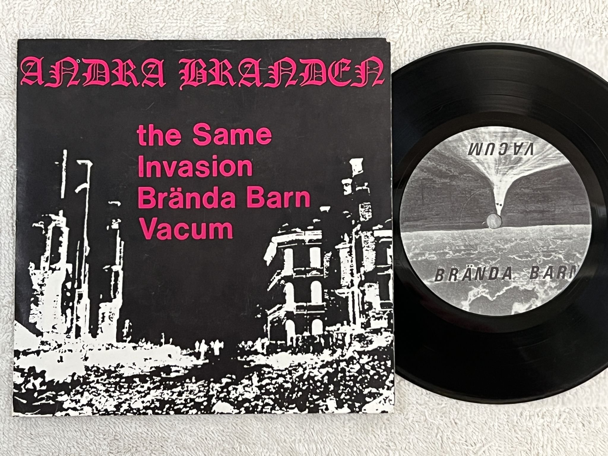 Omslagsbild för skivan V/A Andra Branden 7"EP -80 Swe MASSPRODUKTION MASS Z-60 *** Punk ***