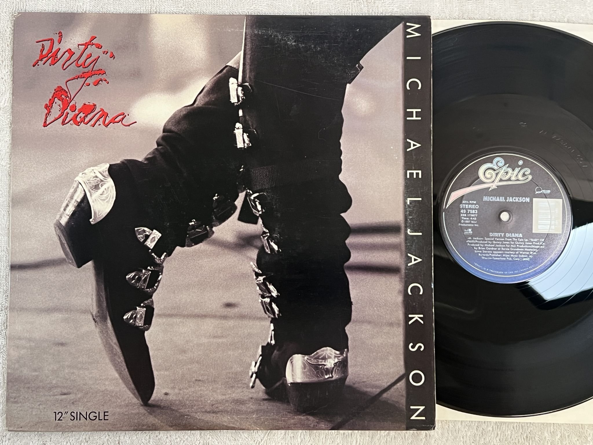 Omslagsbild för skivan MICHAEL JACKSON dirty Diana 12" -88 US EPIC 4907583