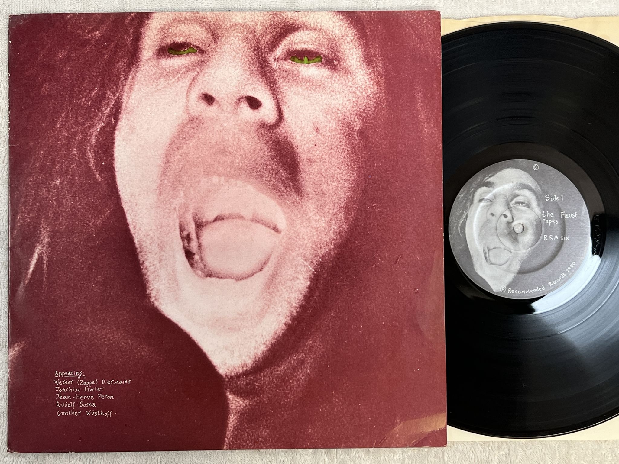 Omslagsbild för skivan FAUST The Faust Tapes LP -80 UK recommended R.R ^ six