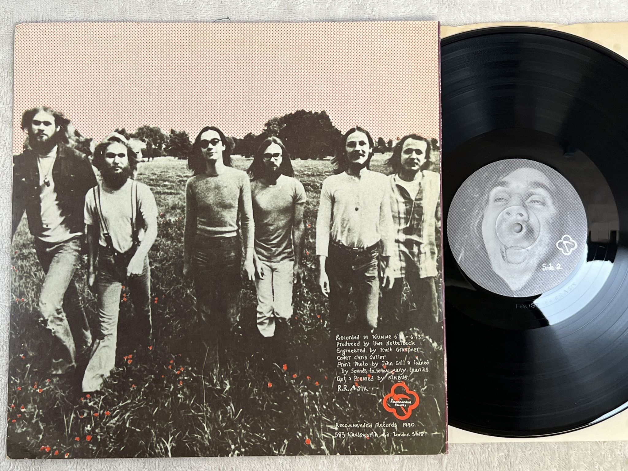 Omslagsbild för skivan FAUST The Faust Tapes LP -80 UK recommended R.R ^ six