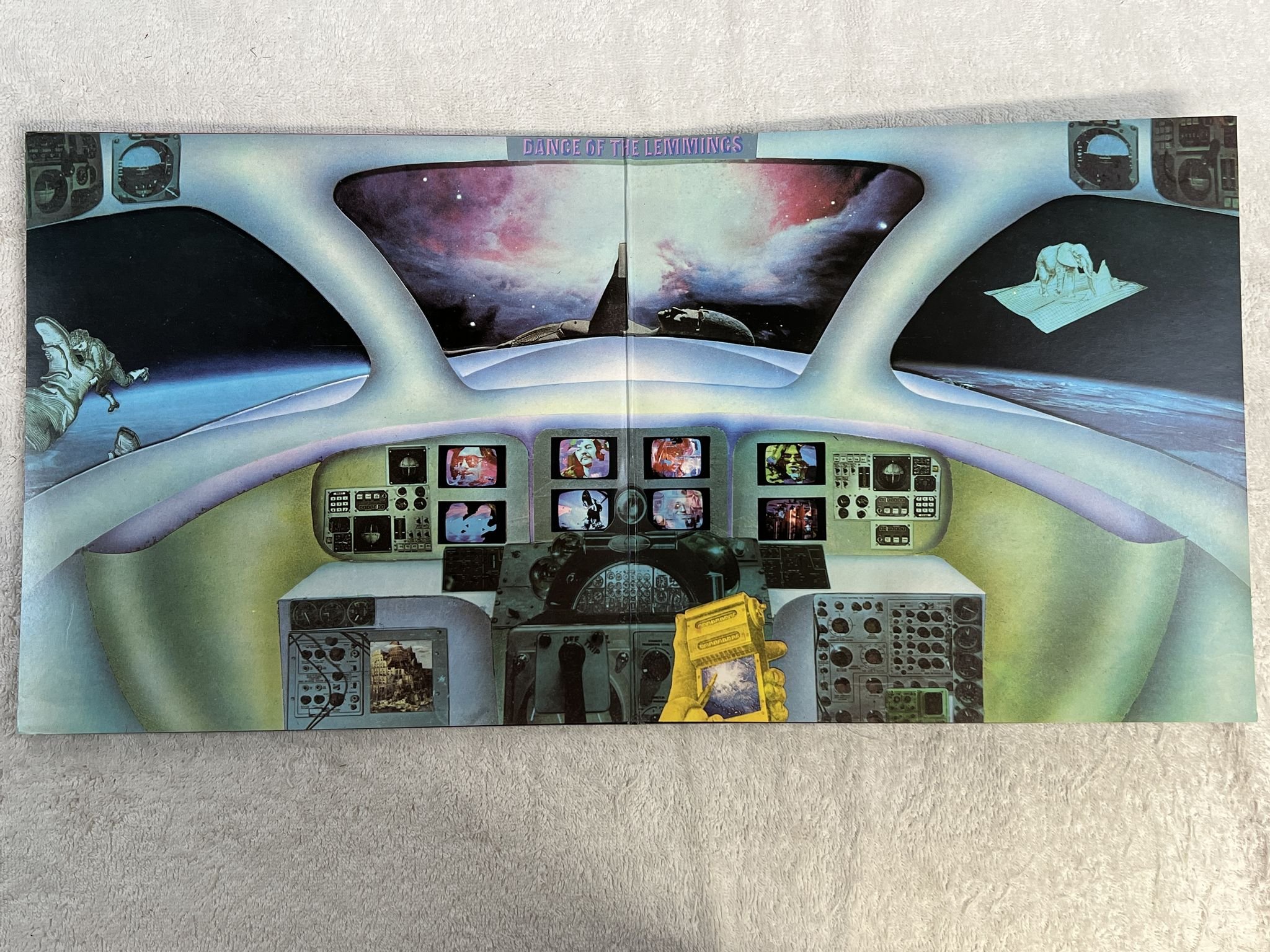 Omslagsbild för skivan AMON DÜÜL II Dance Of The Lemmings 2xLP -71 UK UAD60003/4 *** PSYCH ***