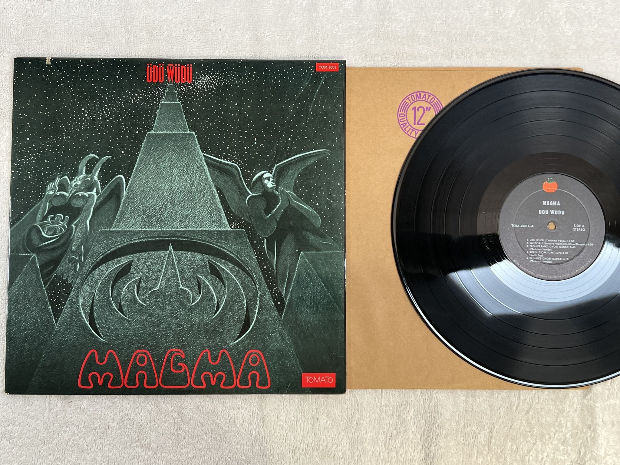 Omslagsbild för skivan MAGMA udu wudu LP -77 US TOMATO TOM-6001