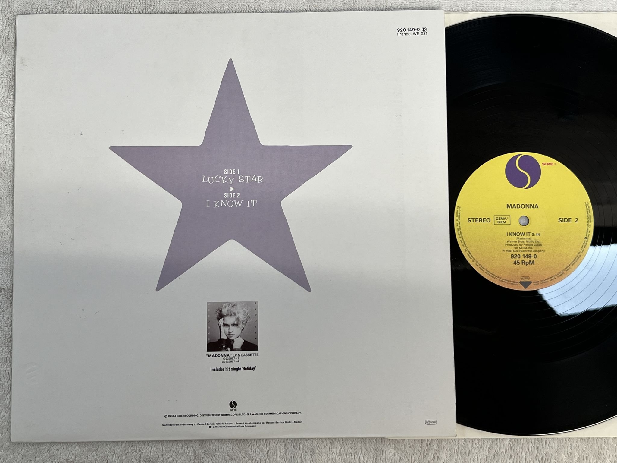 Omslagsbild för skivan MADONNA lucky star 12" -84 Ger SIRE 920 149-0