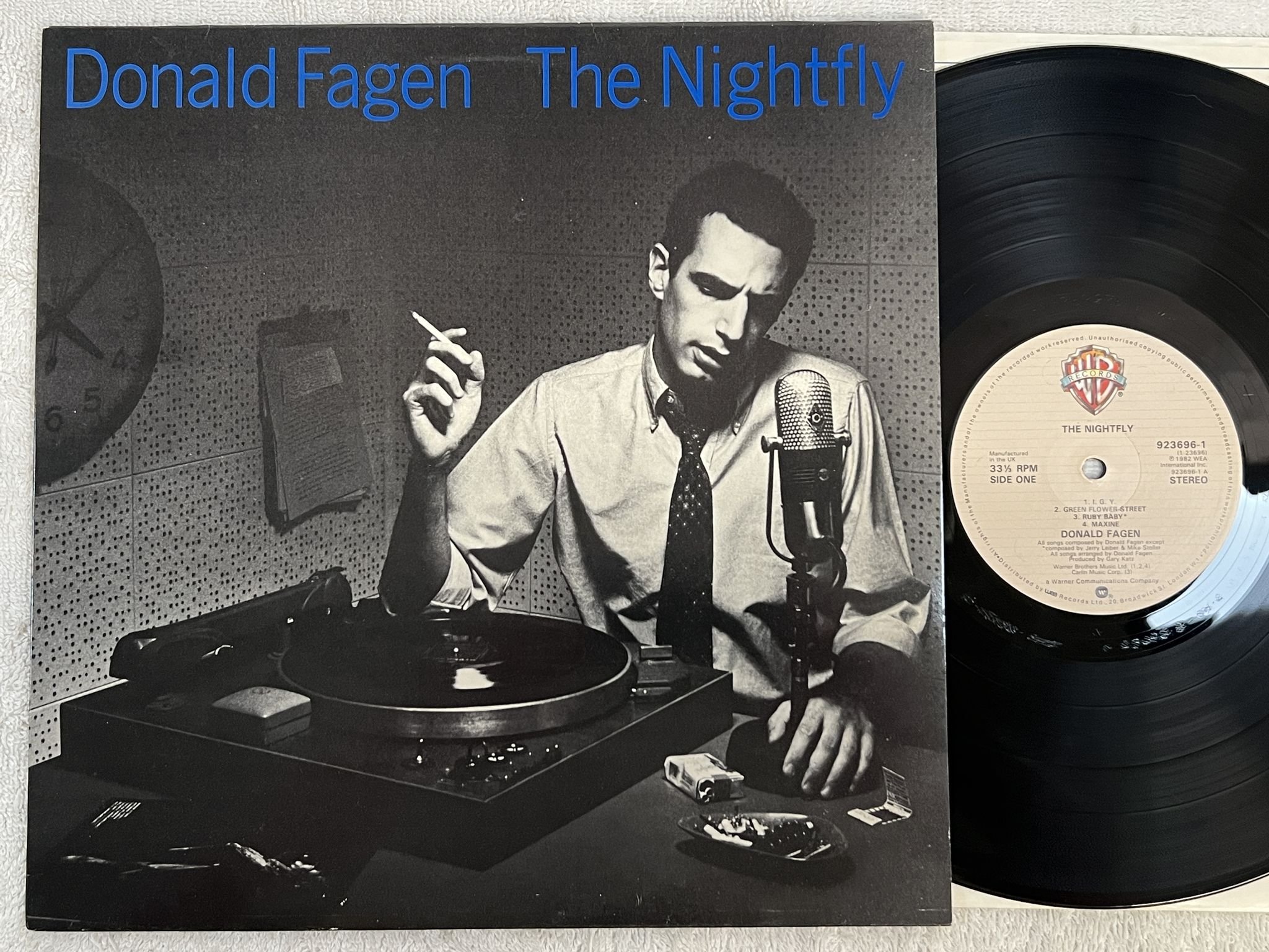 Omslagsbild för skivan DONALD FAGEN the nightfly LP -82 UK WARNER BROS 923696-1 *** CLASSIC ***