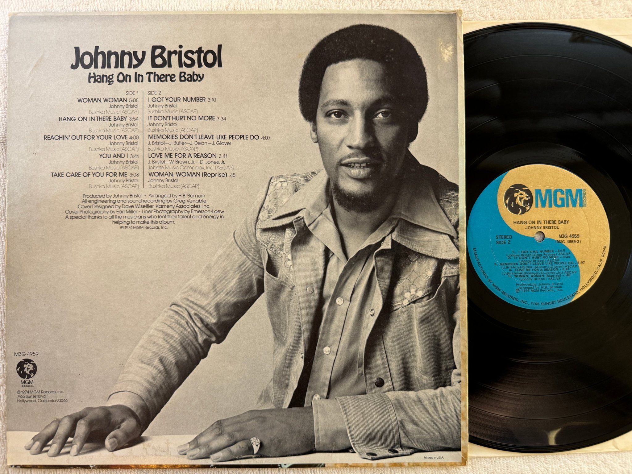 Omslagsbild för skivan JOHNNY BRISTOL hang on in there baby LP -74 US MGM M3G 4959