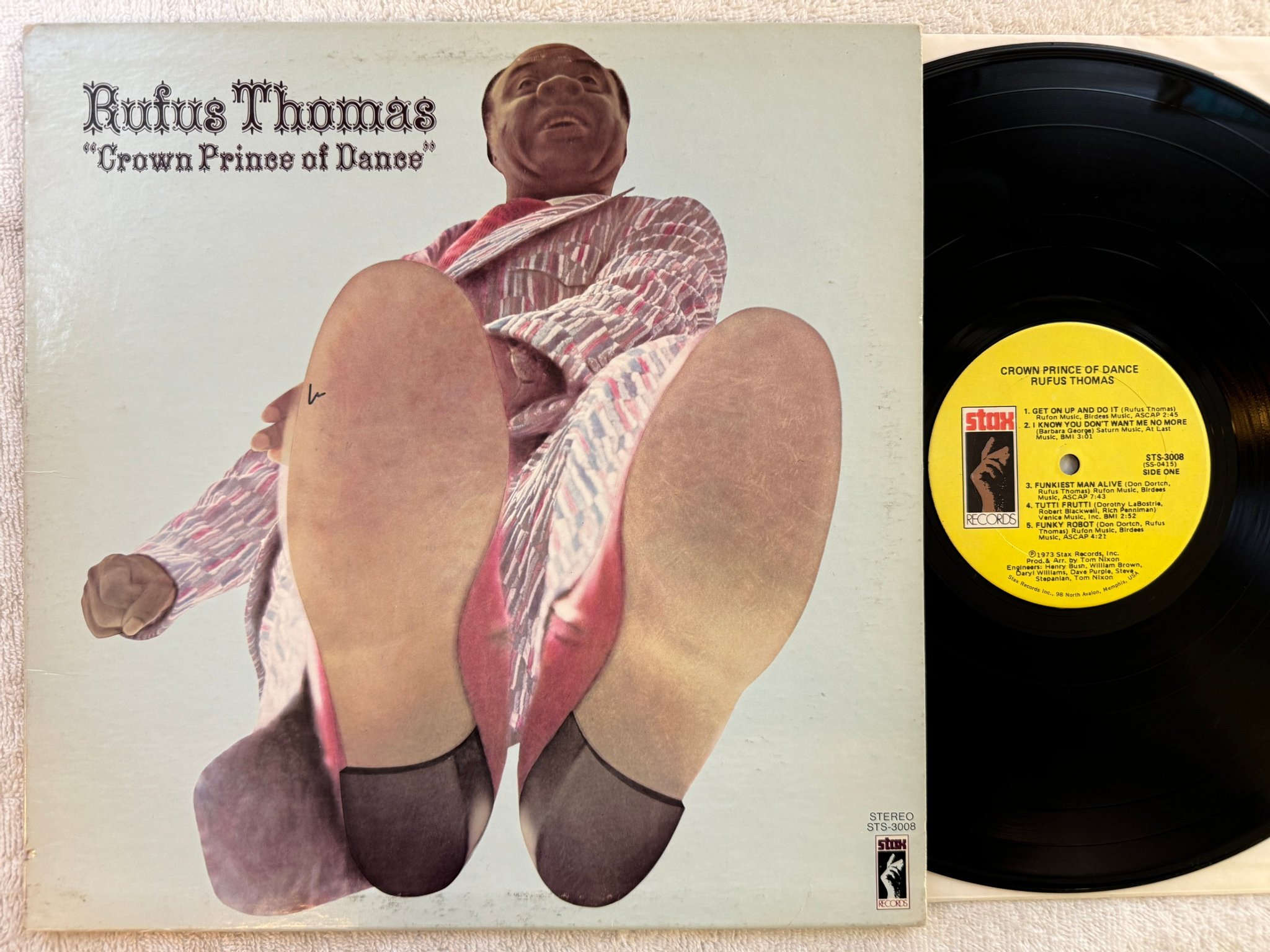 Omslagsbild för skivan RUFUS THOMAS crown prince of dance LP -73 US STAX STS 3008