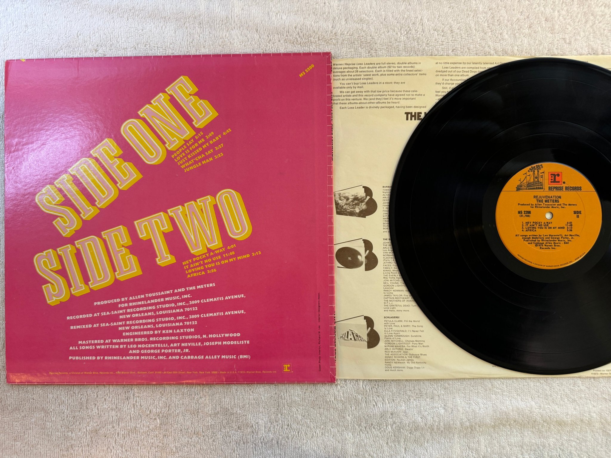 Omslagsbild för skivan THE METERS rejuvenation LP -74 US REPRISE MS 2200 ** FUNKY SOUL **