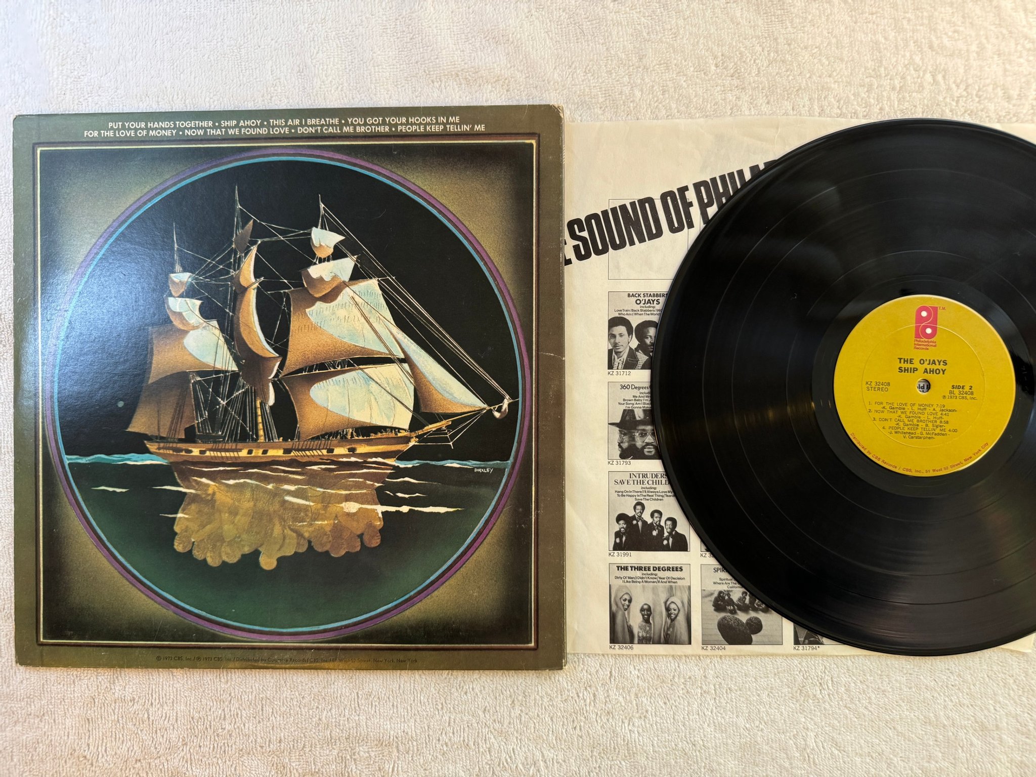 Omslagsbild för skivan THE O'JAYS ship ahoy LP -73 US PHILLY KZ 32408