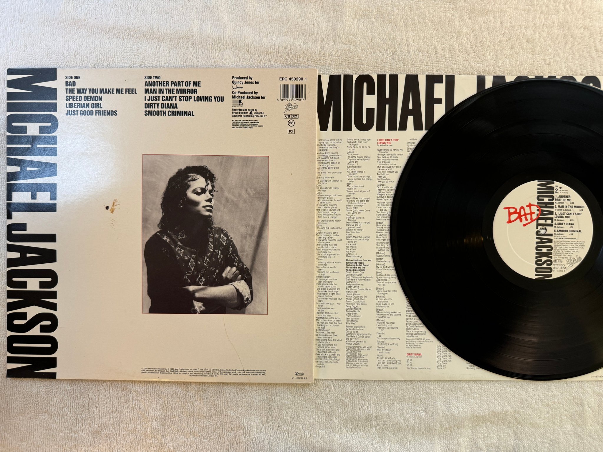 Omslagsbild för skivan MICHAEL JACKSON bad LP -87 Holö EPIC EPC 4502901