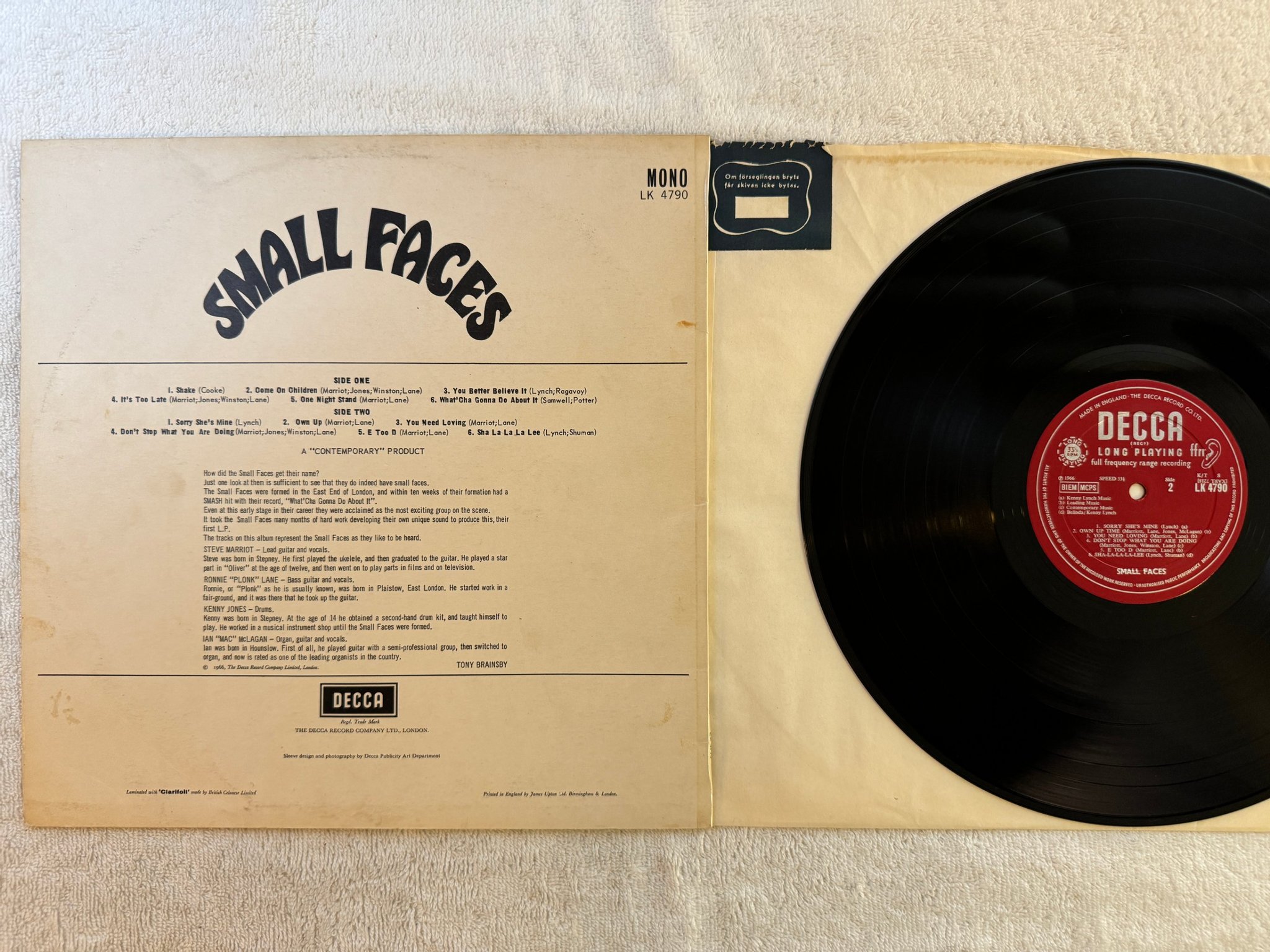Omslagsbild för skivan SMALL FACES s/t LP -66 UK DECCA LK 4790