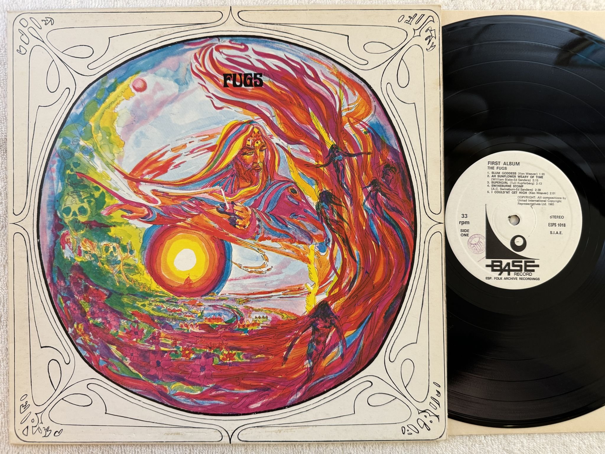 Omslagsbild för skivan THE FUGS first album LP re Ita BASE ESPS 1018