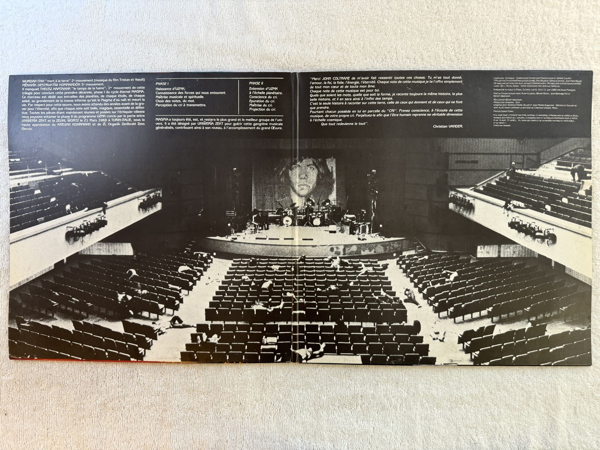 Omslagsbild för skivan MAGMA Rétrospective Vol. 1 & 2 2xLP -81 Fra RCA Victor PL 37497