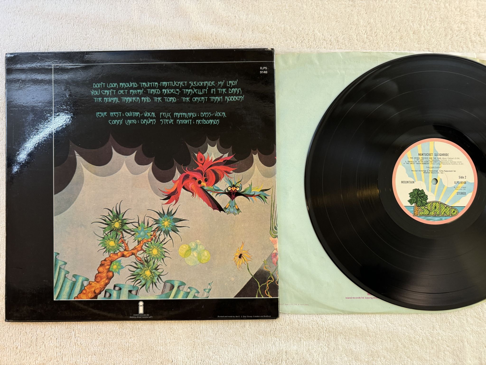 Omslagsbild för skivan MOUNTAIN nantucket sleighride LP -71 UK ISLAND ILPS 9148