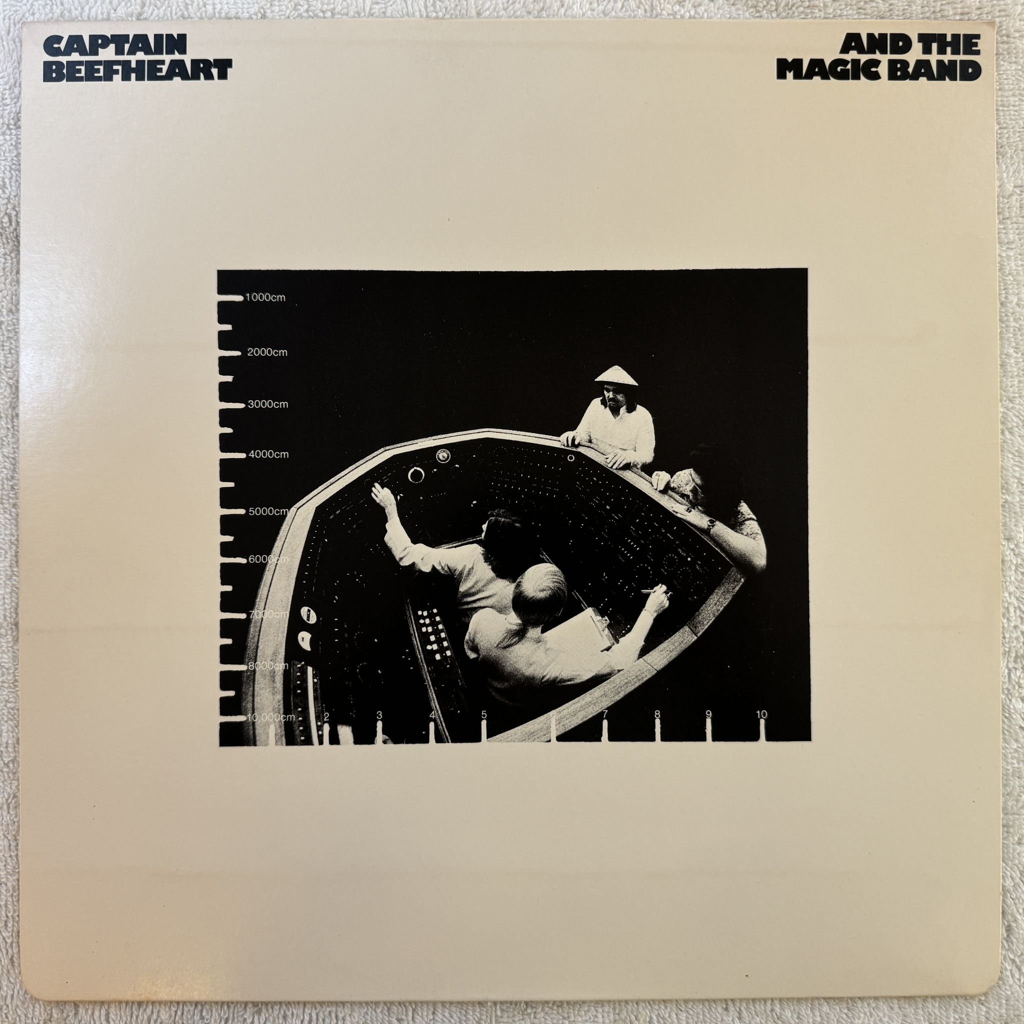 Omslagsbild för skivan CAPTAIN BEEFHEART AND HIS MAGIC BAND clear spot LP -72 US REPRISE MS 2115
