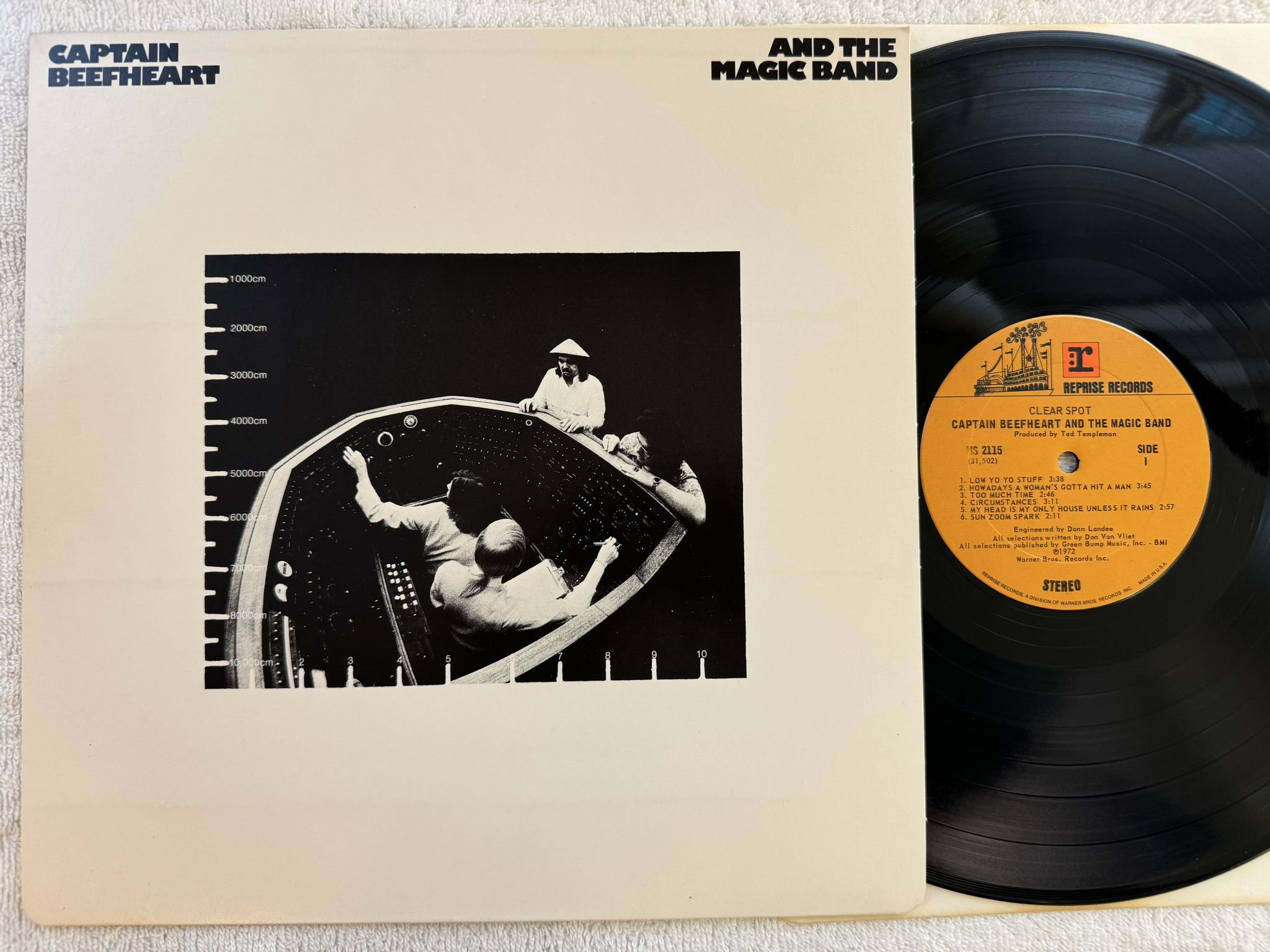 Omslagsbild för skivan CAPTAIN BEEFHEART AND HIS MAGIC BAND clear spot LP -72 US REPRISE MS 2115