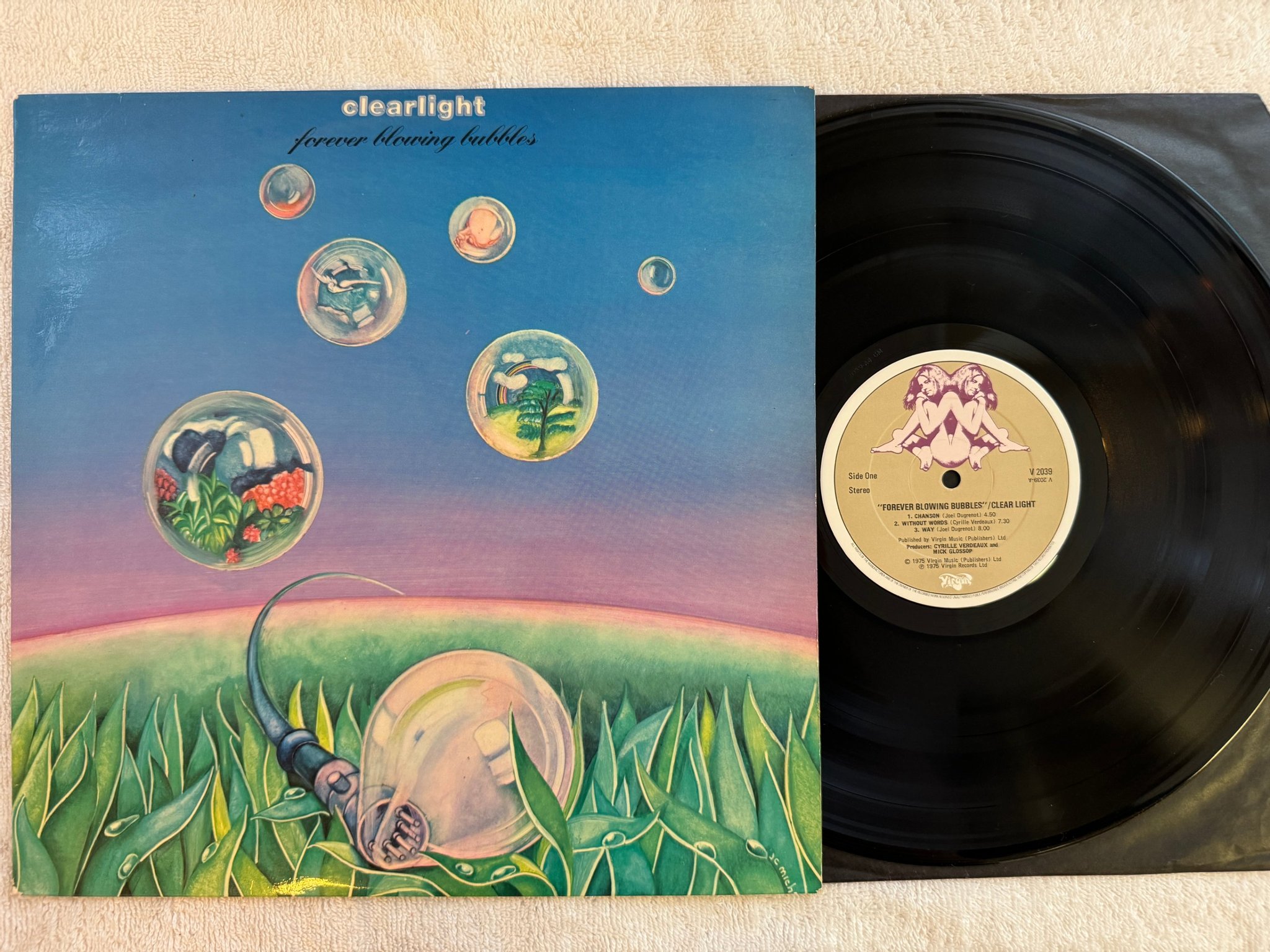 Omslagsbild för skivan CLEAR LIGHT SYMPHONY Forever Blowing Bubbles LP -77 UK VIRGIN V 2039