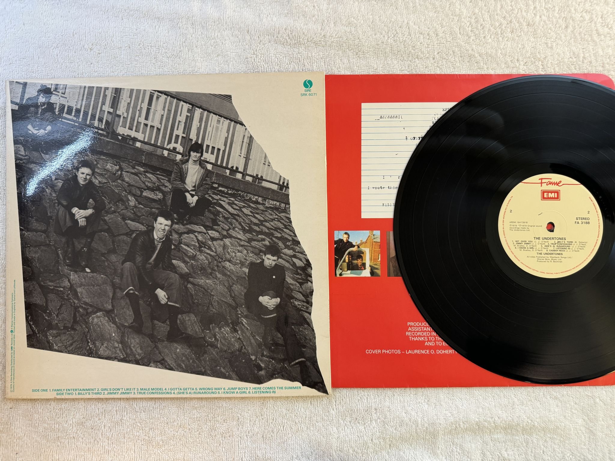 Omslagsbild för skivan THE UNDERTONES s/t LP -79/87 UK FAME FA 3188 *** PUNK ***