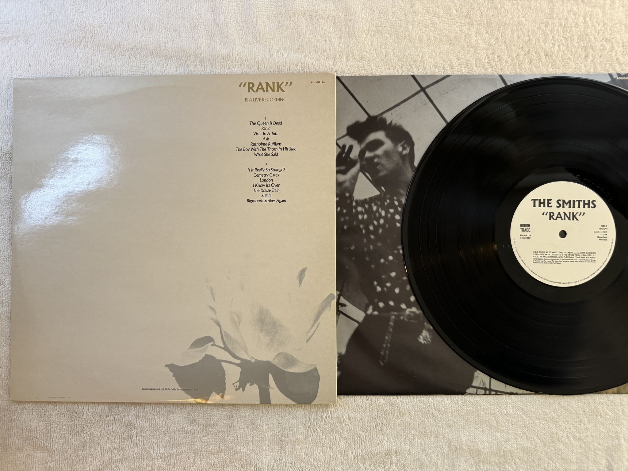 Omslagsbild för skivan THE SMITHS rank LP -88 ncb ROUGH TRADE ROUGH 126