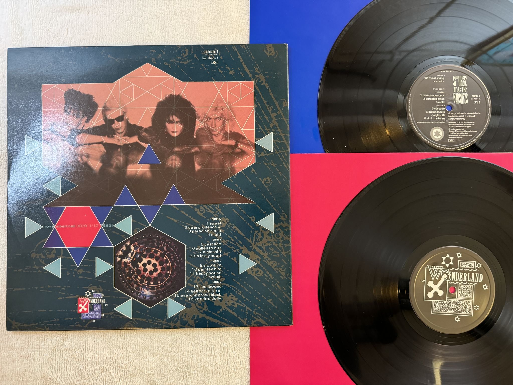 Omslagsbild för skivan SIOUXSIE AND THE BANSHEES Nocturne 2xLP -83 UK WONDERLAND shah 1