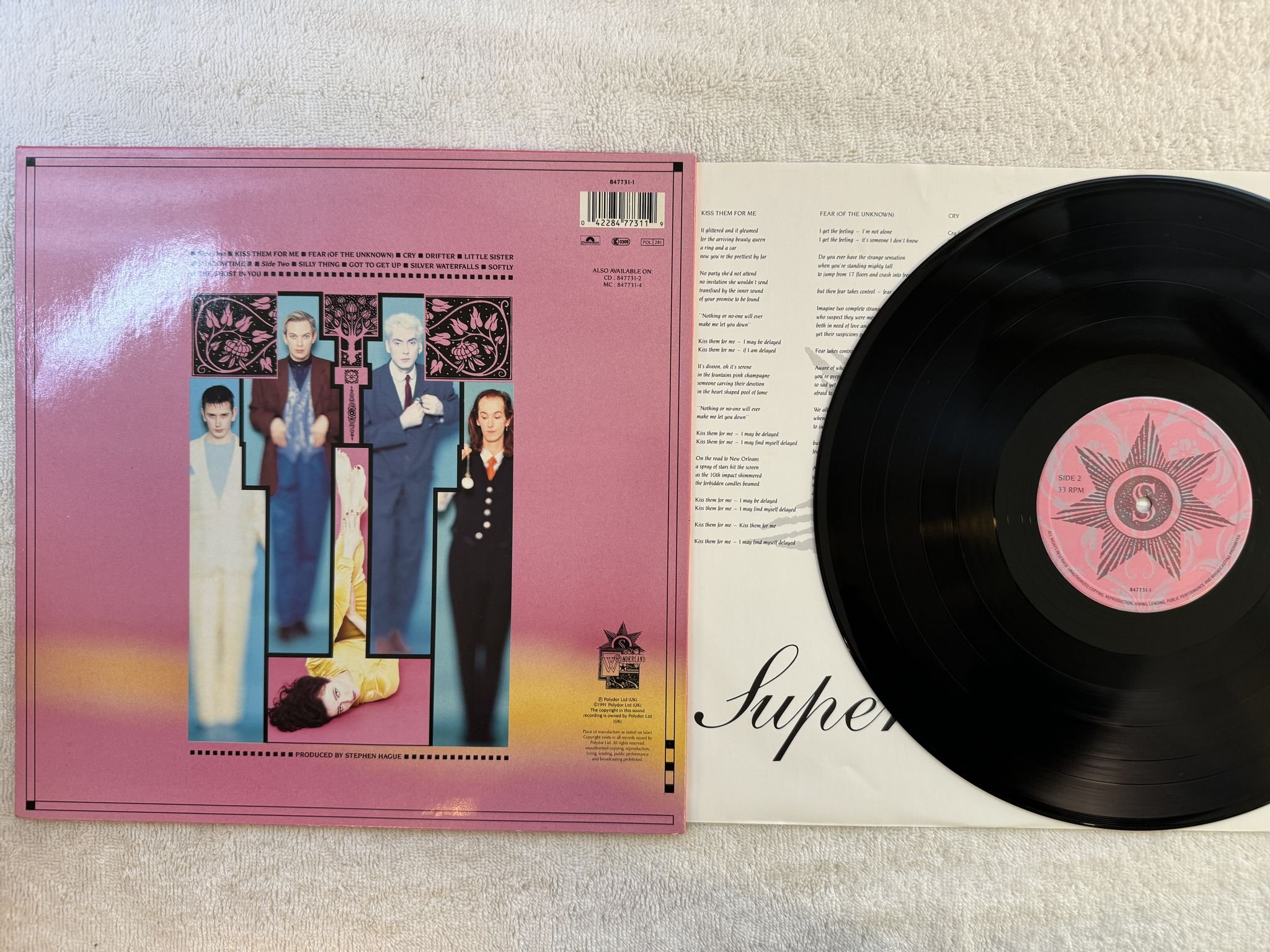 Omslagsbild för skivan SIOUXSIE AND THE BANSHEES superstition LP -91 POLYDOR 847731-1