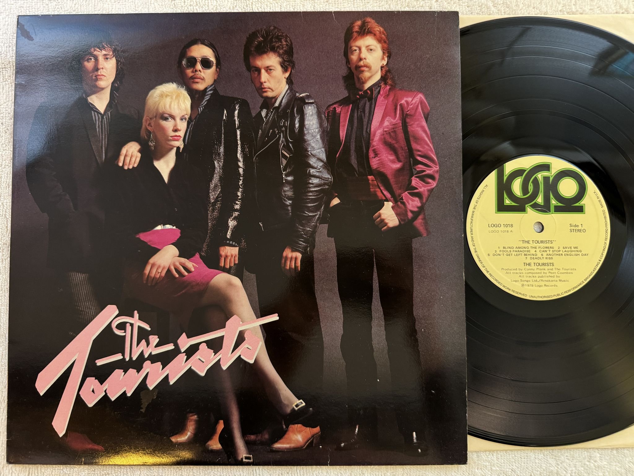 Omslagsbild för skivan THE TOURISTS s/t LP -79 UK logo 1018